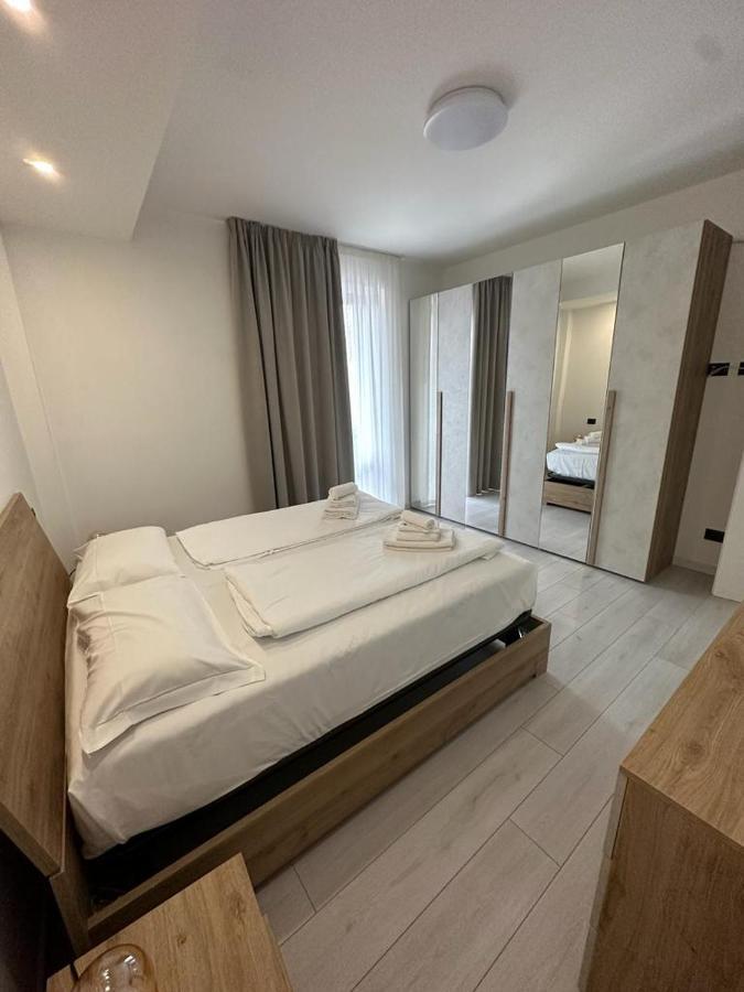 Cavour Apartment Center Bardolino Zewnętrze zdjęcie