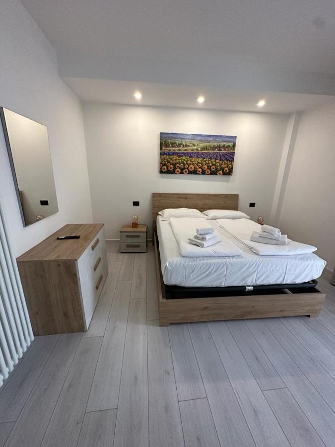 Cavour Apartment Center Bardolino Zewnętrze zdjęcie